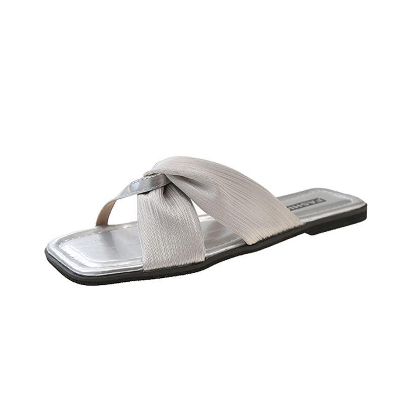 French flat-bottomed cool slippers women's shoes outer wear 2025 summer new fashion low-heeled fairy wind open-toed sandals