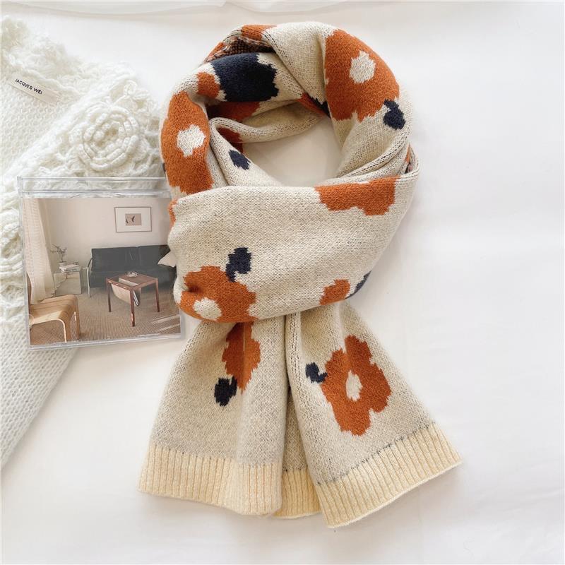 Small flower versatile Korean version scarf women's autumn and winter soft waxy knitted warm couple wool cute scarf student ins