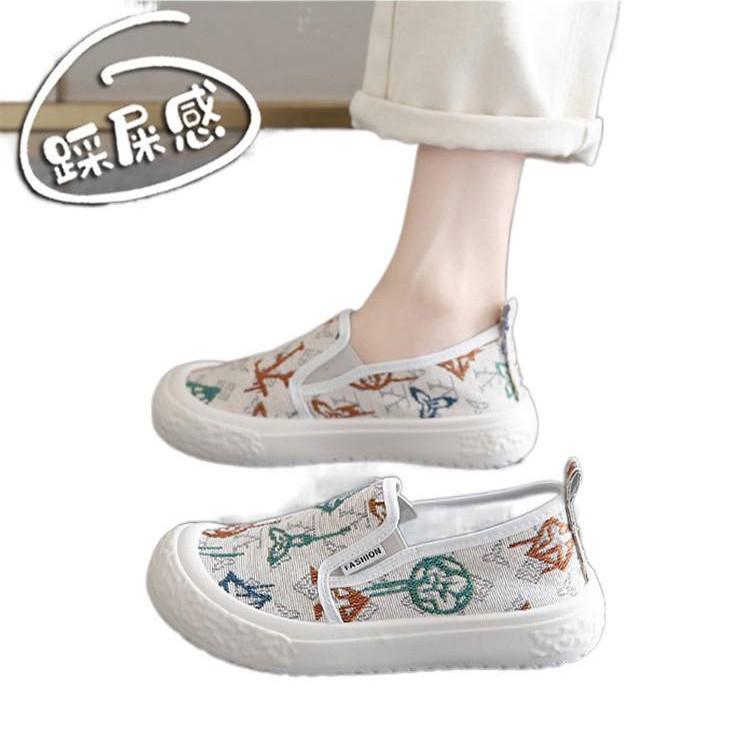Soft sole not tired feet canvas shoes summer new fisherman shoes lazy cloth shoes young
