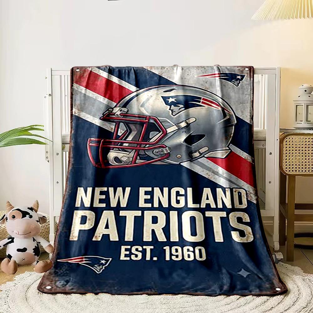 New England Patriots Helmet Design Blanket Flannel Blanket for Bedroom, Living Room, Sofa, and Nap Sofas.