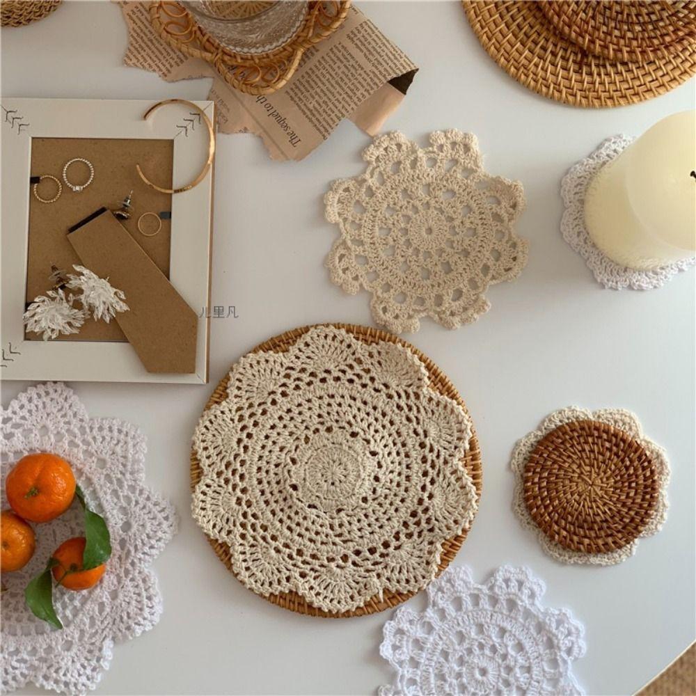 2/4Pcs Knitted Texture Lace Floral Coasters Vintage Round Woven Placemats  Coffee Table