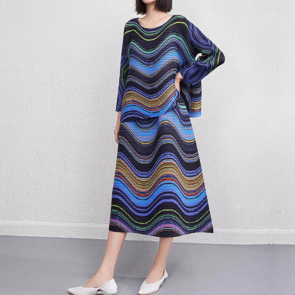 Miyake Plus Size Autumn Stripe Bodycon Skirt & Loose Pleated Top Two-Piece Set for Women