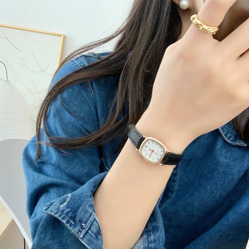 Watch Female Niche Light Luxury Female Student Literary And Simple Temperament Wind Small Square Watch Belt Women'S Quartz Watch