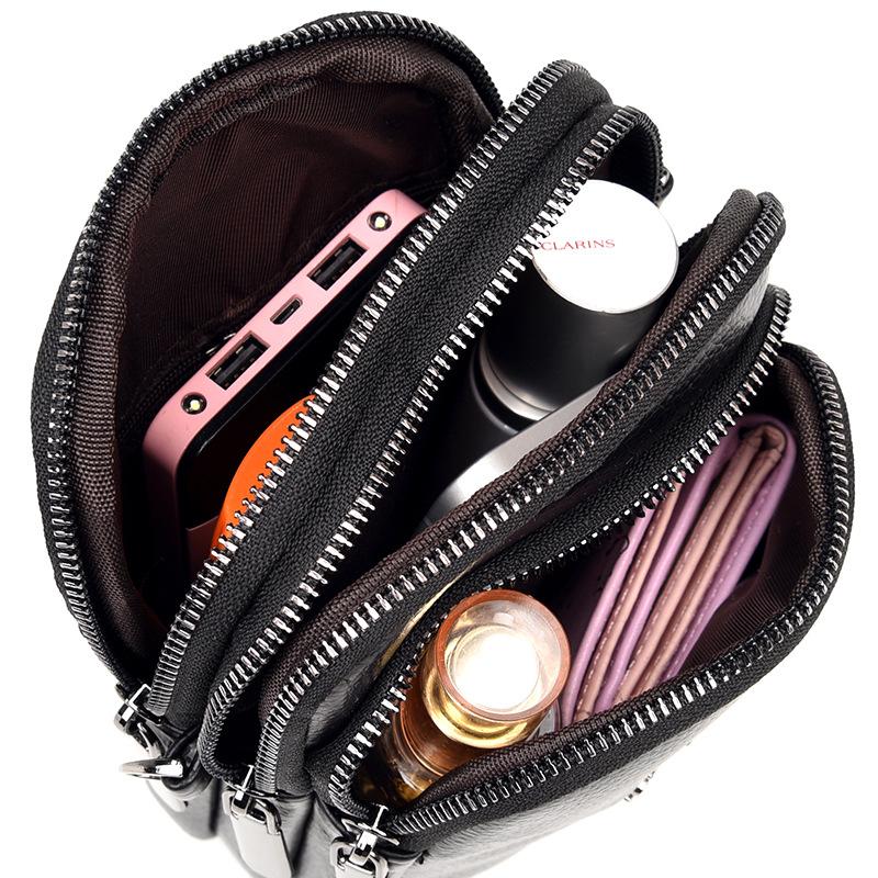 Women's Bag 2025 New Middle-aged Women's Bag Simple Shoulder Messenger Bag Fashion Trend Portable Mother Bag One Piece Delivery