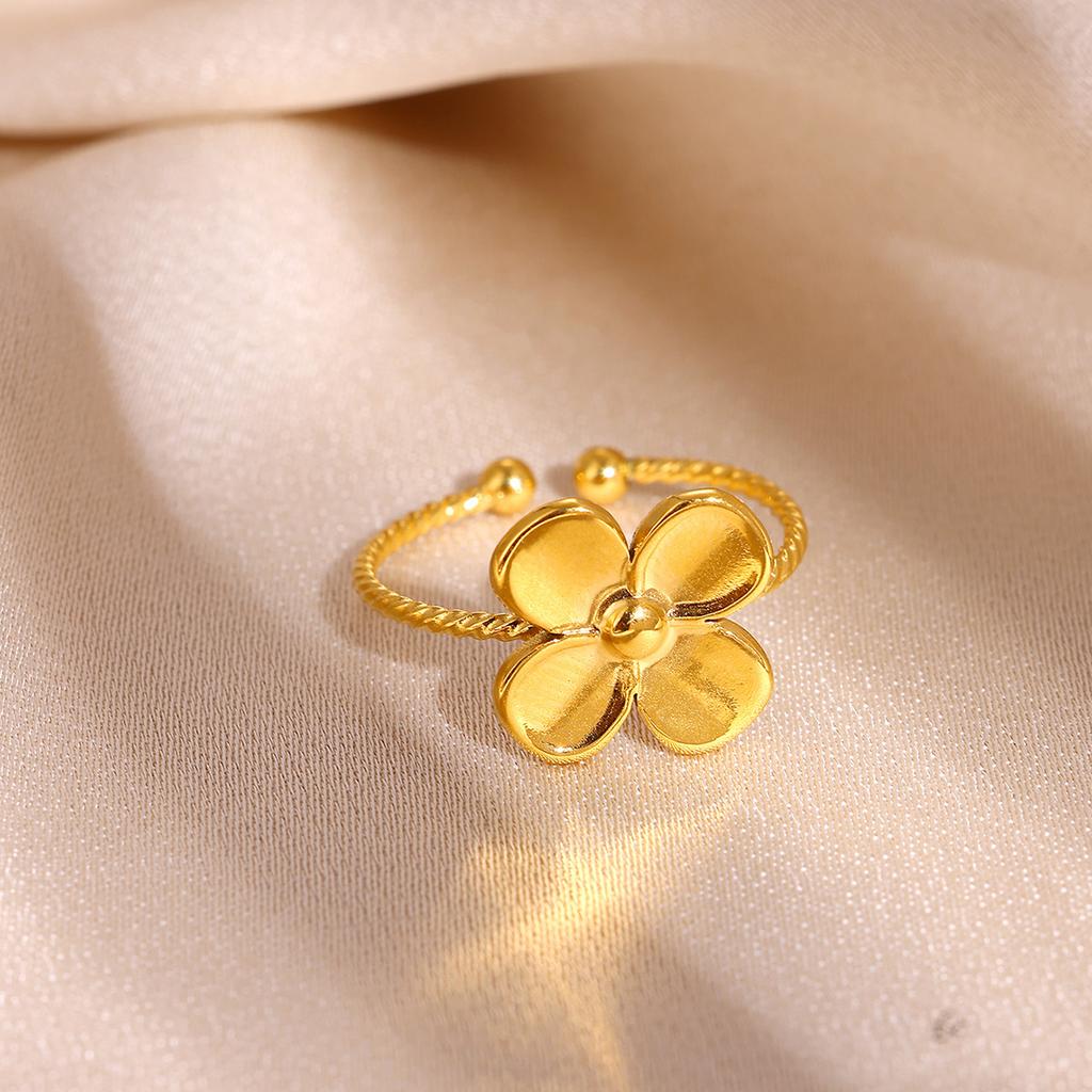 Gold Color Flower Rings For Women Aesthetic Geometry Stainless Steel Star Anillos Party Wedding Jewelry Elegant Gift Christmas