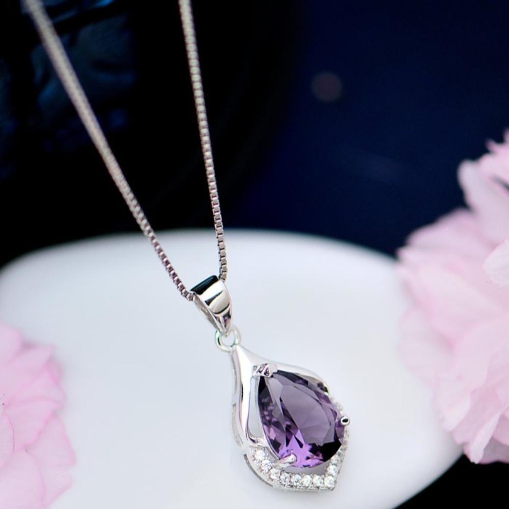 925 Silberplattierte Halskette für Damen mit synthetischem Amethyst-Anhänger Elegante Schlüsselbein-Ketten-Schmuckstücke