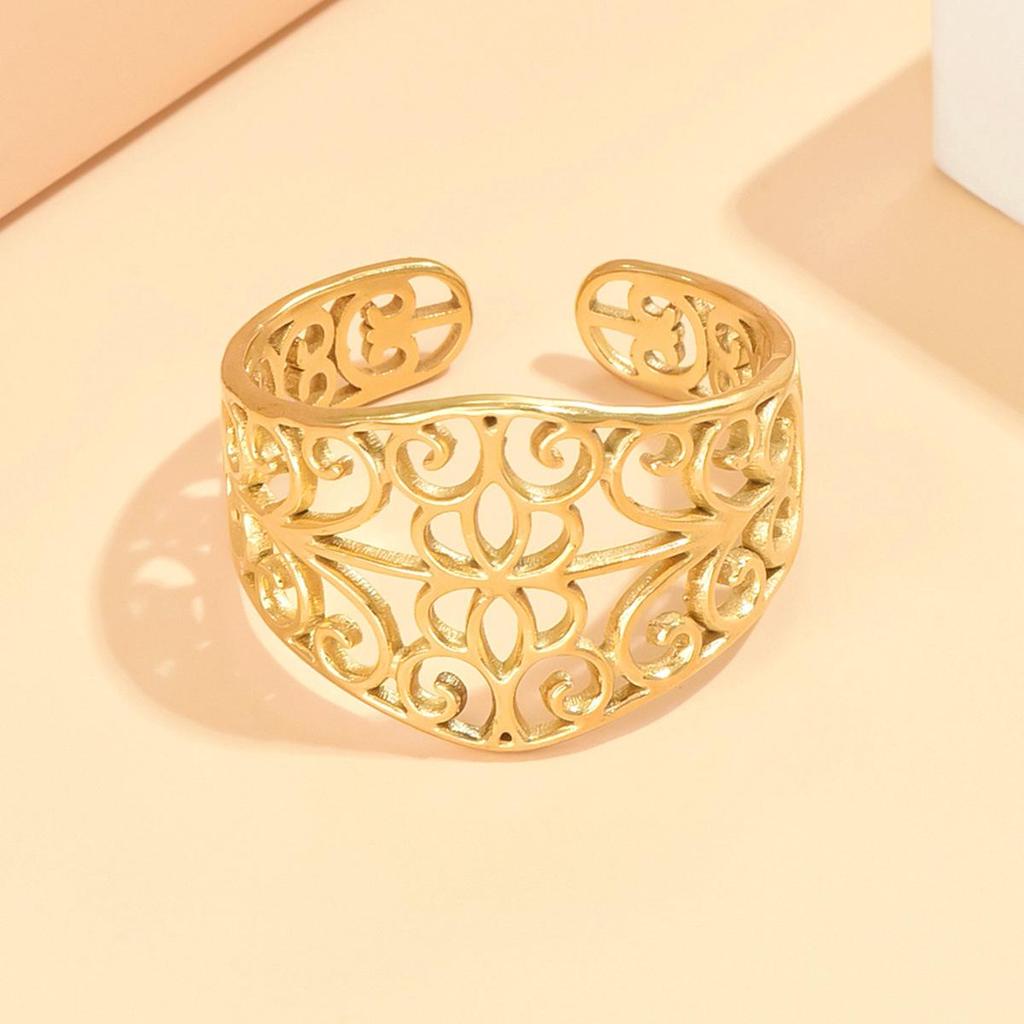 Elegant Retro Court-Style Floral Open Ring & 18K Gold-Plated Bracelet Set