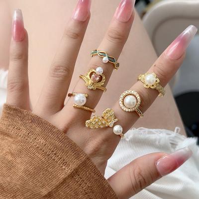 Golden Butterfly Luxury Fashion Ladies Elegant Open Ring Vintage Niche Design High Sense Ring