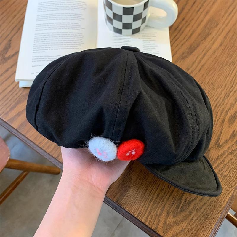 

Японская ретро восьмиугольная женская летняя шляпа художника из хлопка и льна с красочной фетровой пуговицей и асимметричным дизайном берета «облако»