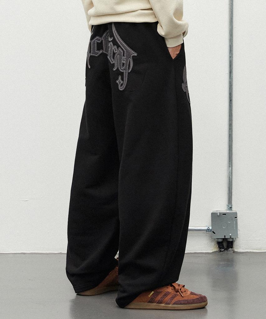 GAKKAI UNIONS Crown Balloon Pants Black