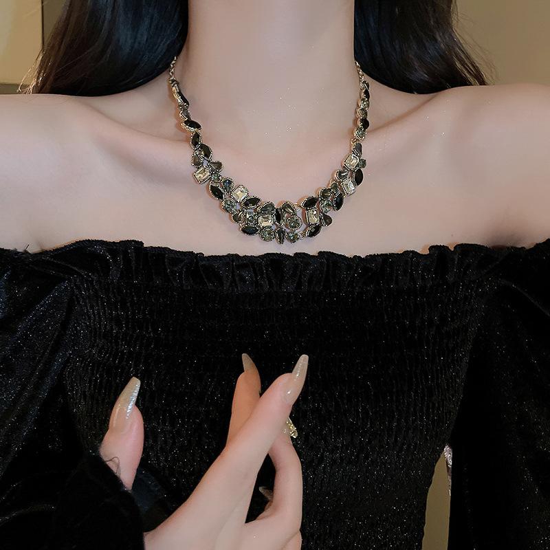 GemChic Women's New Exquisite Crystal Rhinestone Necklace Earrings Two Piece Set Ear Stud Needle Birthday Christmas Jewelry Gift