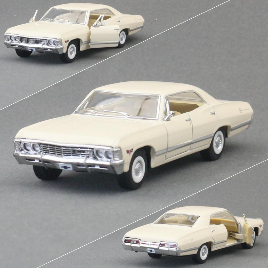 KiNSMART Модель Іграшкового Автомобіля 1/43 Chevrolet Impala 1967 Класична Лита Мініатюра З Заводом Назад Колекція Подарунок Для Дитини Хлопчика