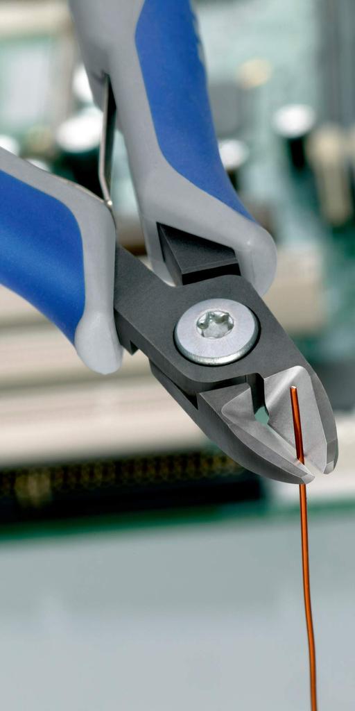 Knipex Pliers Small Bevel 02 Side-cutting [79 125]