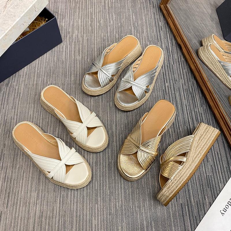 Fashion Platform Flip-Flops Fashion Spliced Cutout Straw Wedge Sandals Simple and Versatile Outside Wear Open Toe Platform Sandals