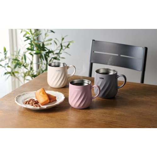 Thermos Vacuum Insulated Mug, 350ml, Pink, Dishwasher Safe, Keeps Drinks Hot or Cold, Cute Rounded Design, JTD-350 P