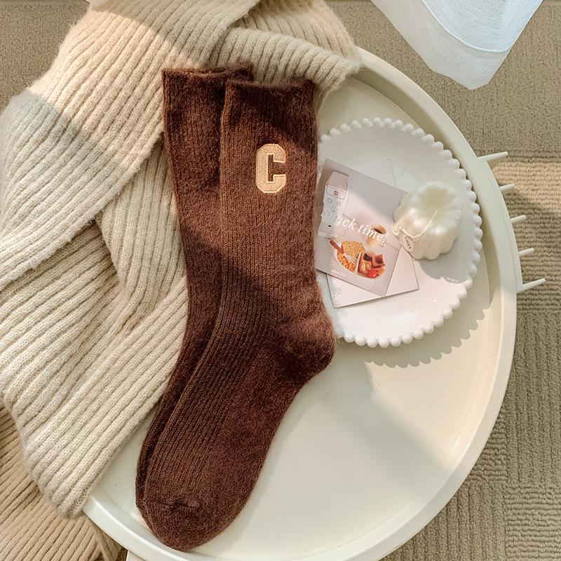 Women's Winter Thick Wool Mid-Calf Socks - Trendy Cotton with Plush Velvet, Warm and Cozy for Autumn and Winter