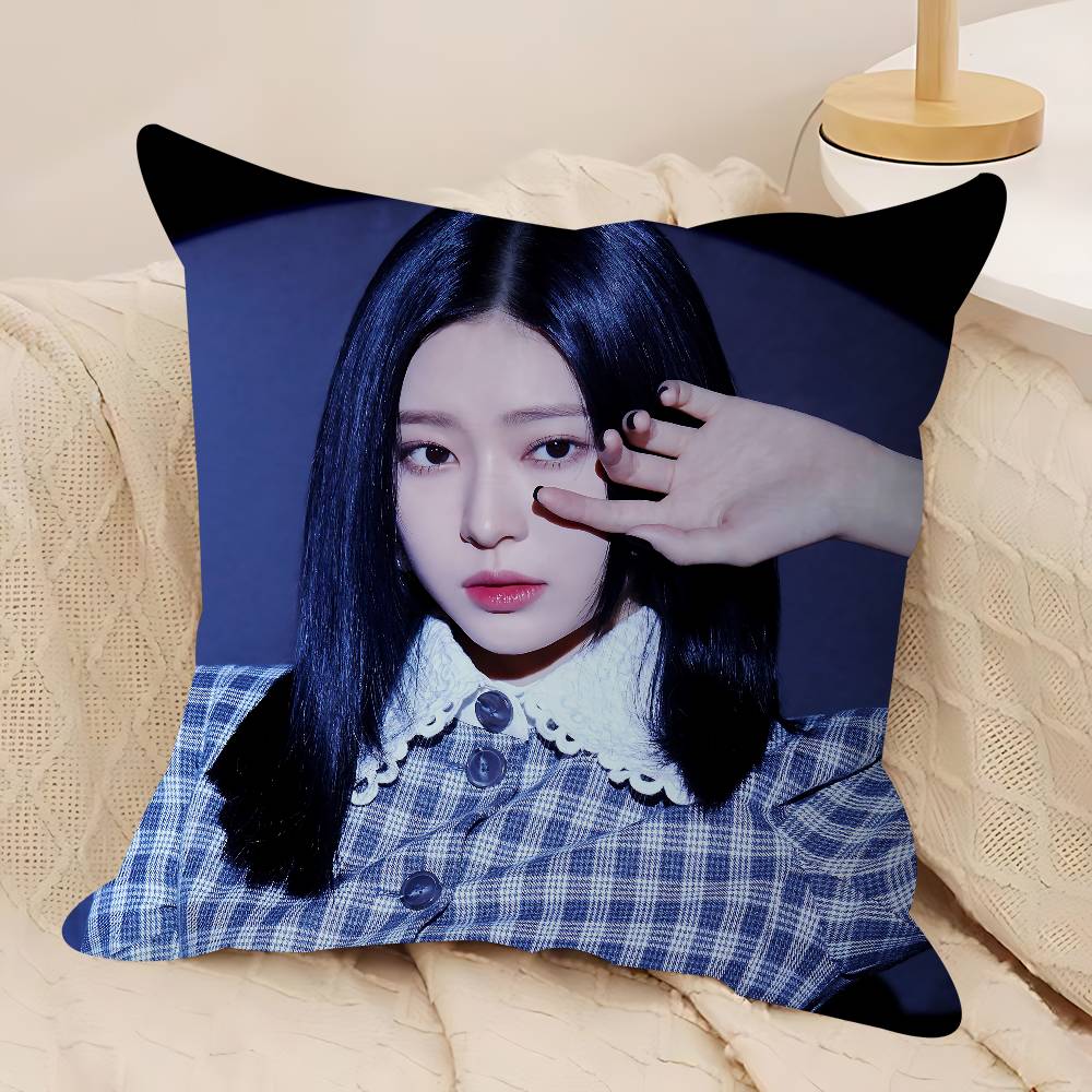 Singer C-Cho-Hyewon Pillowcase Toon Gift Cushion Cover Bedroom Home Sofa Chair Seat Decor Pillow Case