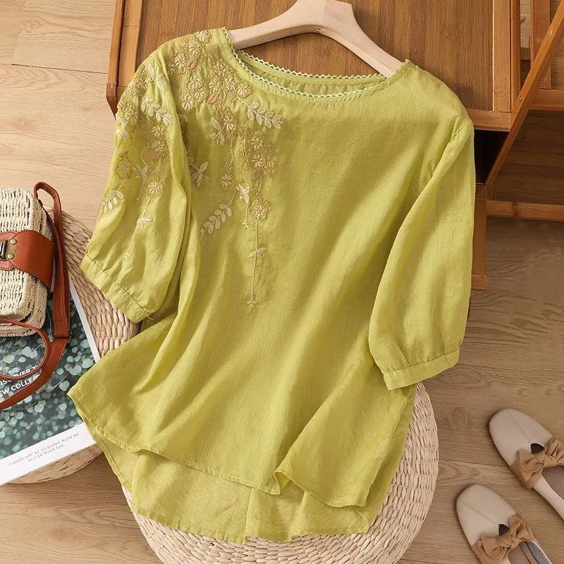 Women's Summer Literary Retro Loose Thin Shirt Embroidered Short-sleeved Casual T-shirt