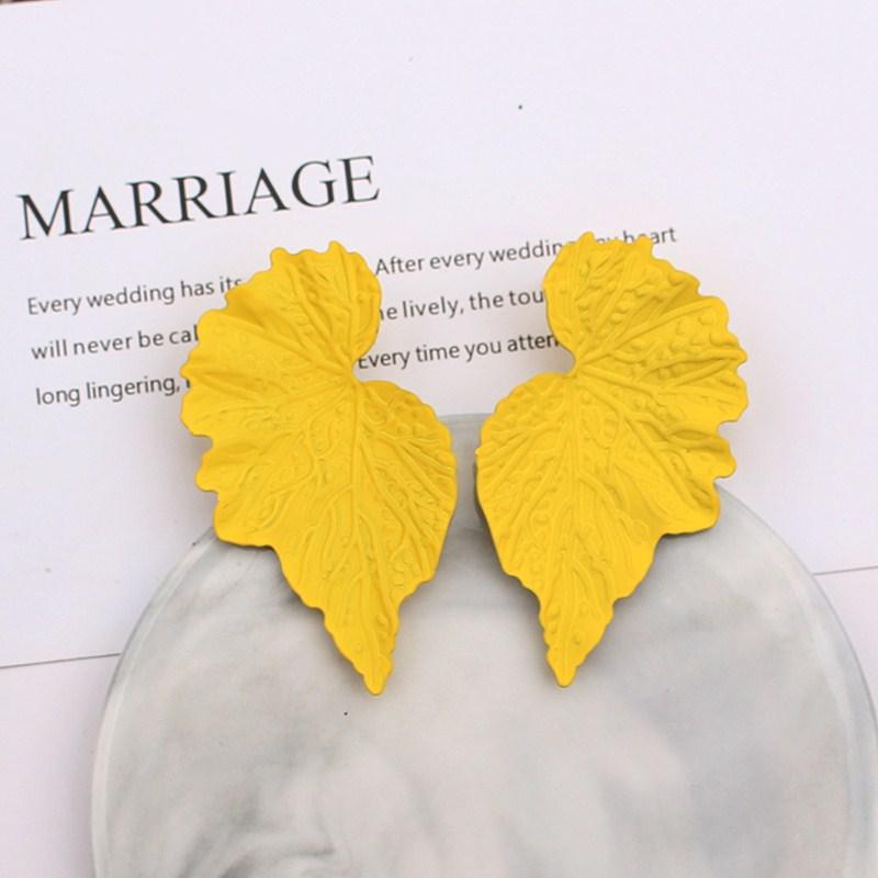 Fashion Geometric Gold Color Ginkgo Biloba Leaf Shape Drop Earring Creative Personality Simple Punk Woman Dangle Earring Jewelry