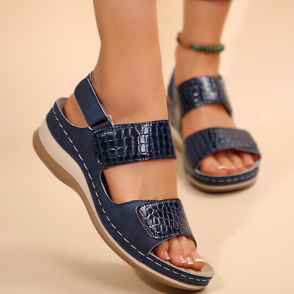 Fashion Female Shoes on Sale High Quality Outdoor Casual Sandals Women Classic All-match Round Toe Wedges Plus Size Shoes Women