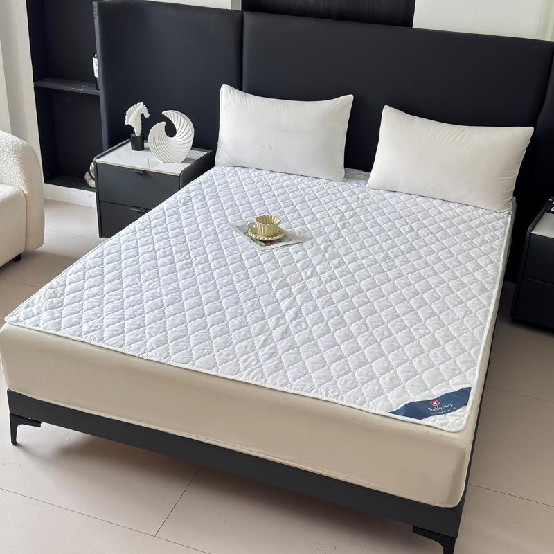 Waterproof Quilted Mattress Protector - Non-slip, Dustproof, Urine Barrier Bed Cover