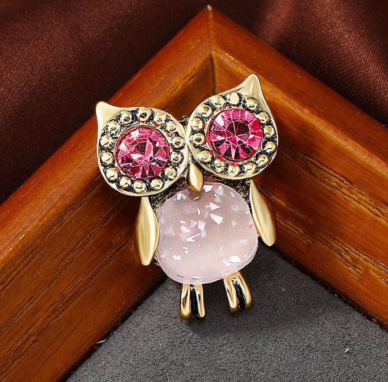 Fashionable and personalized alloy diamond studded owl animal brooch for both men women, popular chest accessories