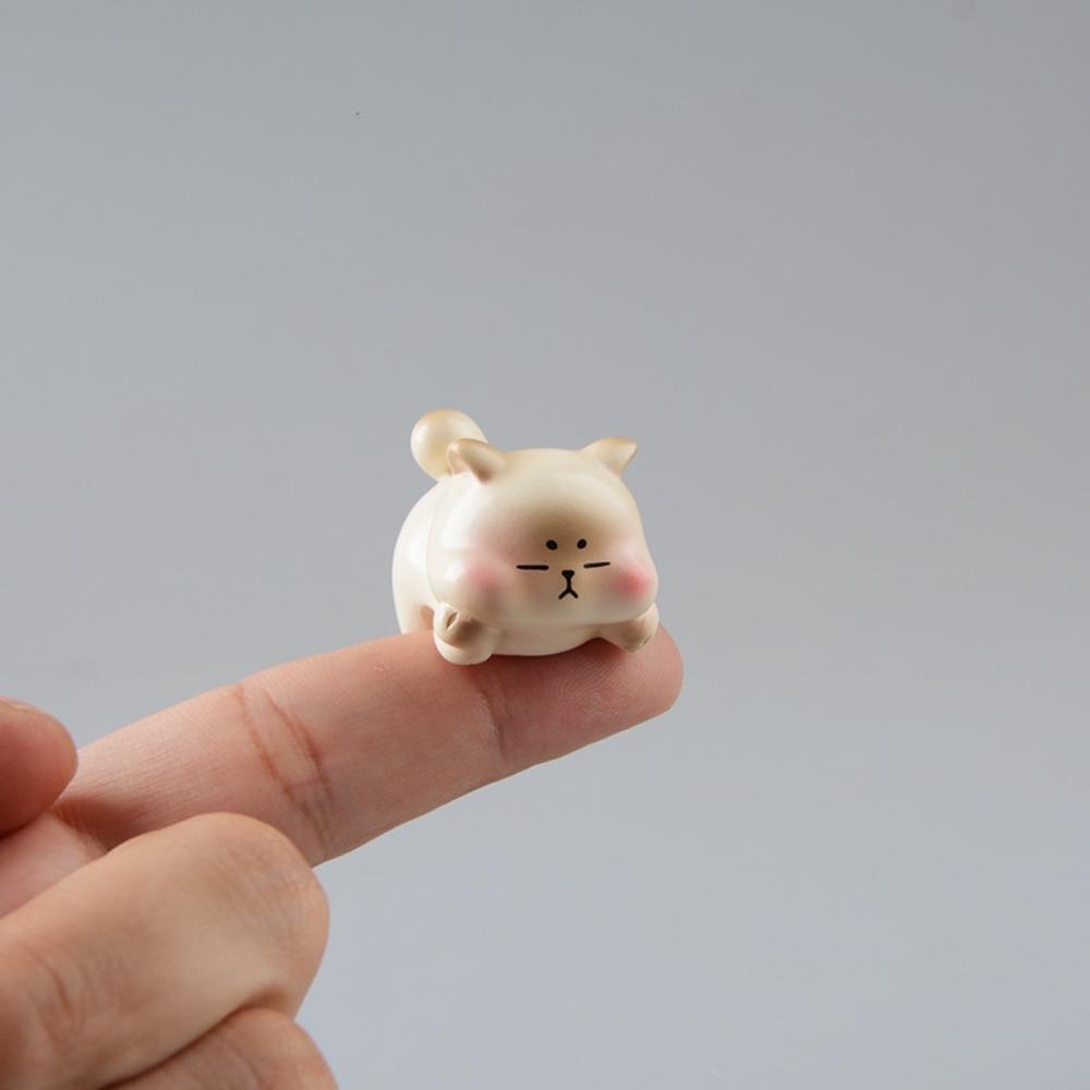 TV Screens Animal Ornament Model Desktop Edges Dog Cat Figurines  Car Interior Decoration