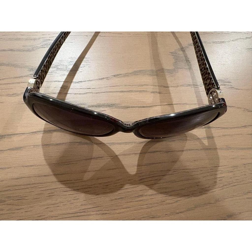 Used [Genuine] Tory Burch Women's Sunglasses with Case