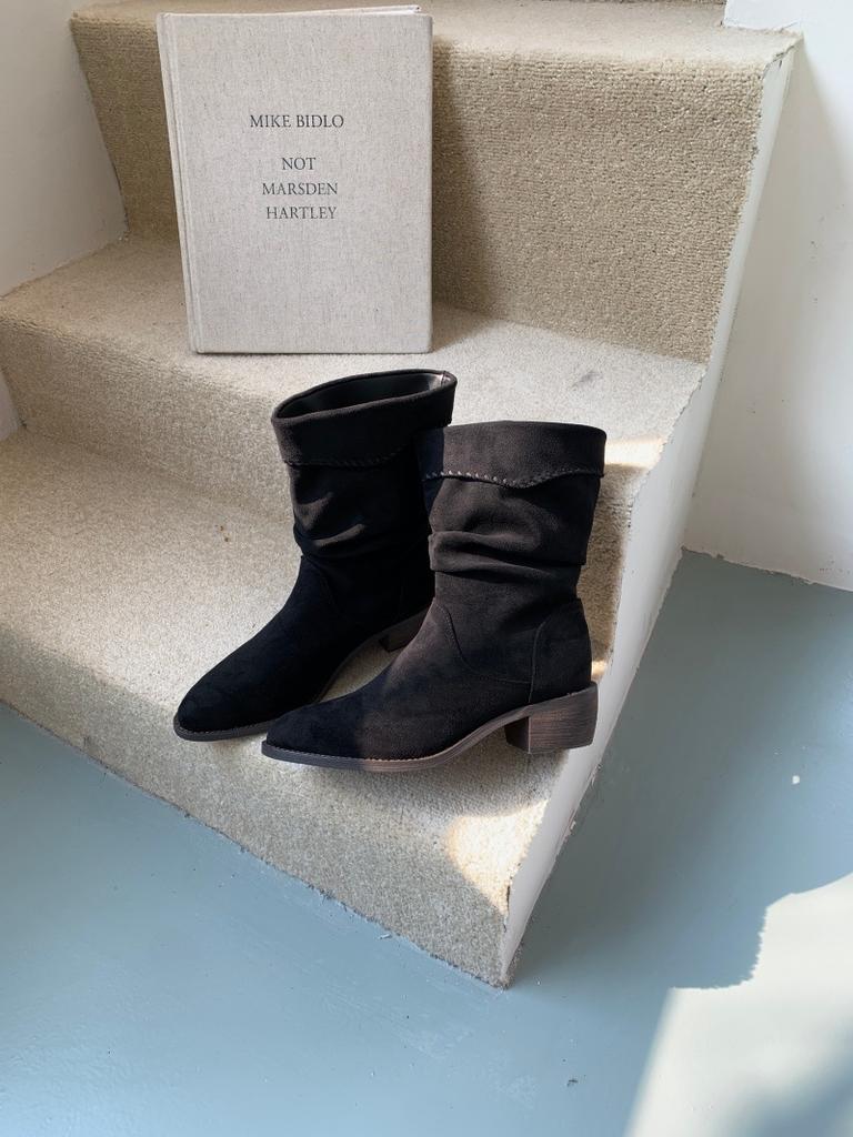 Coarse Heel Suede Pile Boots Medium Boots Martin Boots Women's Boots 2025 Autumn/Winter Coffee Color Maillard Skinny Boots Short Boots