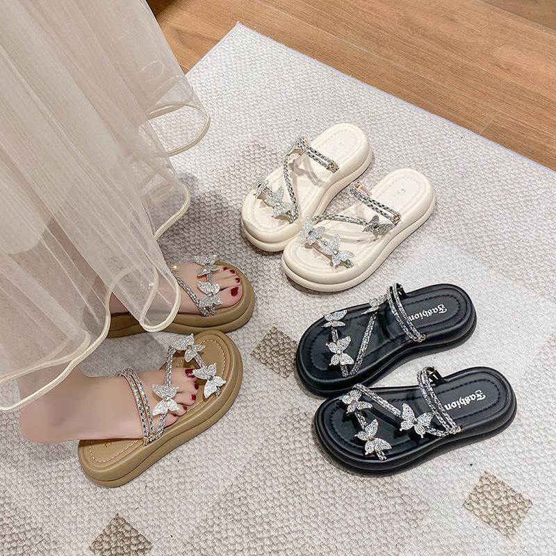 Fairy wind muffin thick-soled cool slippers female outer wear 2025 summer new round head rhinestone belt two wear flat sandals