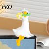 Small Space Decoration Resin Duck Decor for Desk Car Dashboard TV Monitor, Mini Colorful Figurine Figurine, Cute Holding Flower Ornament, Playful Gift