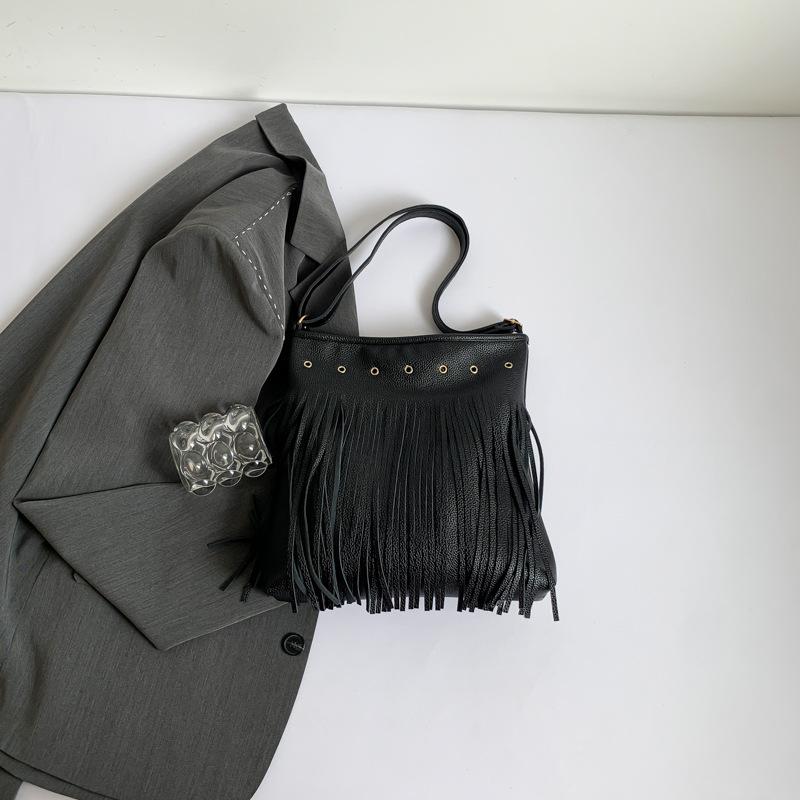 

Ретро-сумка большой вместимости, повседневная сумка с косым ремешком, модная сумка через плечо, летняя новая персонализированная женская сумка чёрный