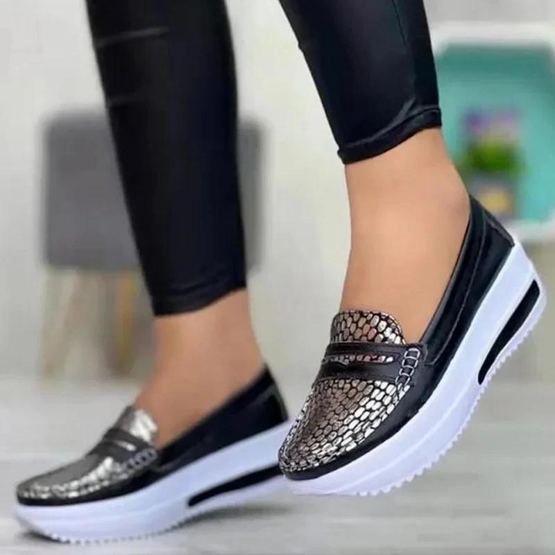 Fashion Plus Size 43 Women Casual Flat Shoes Woman Fashion Round Toe Low Top Wedge Platform Sneakers Comfort Non Slip Female Loafers