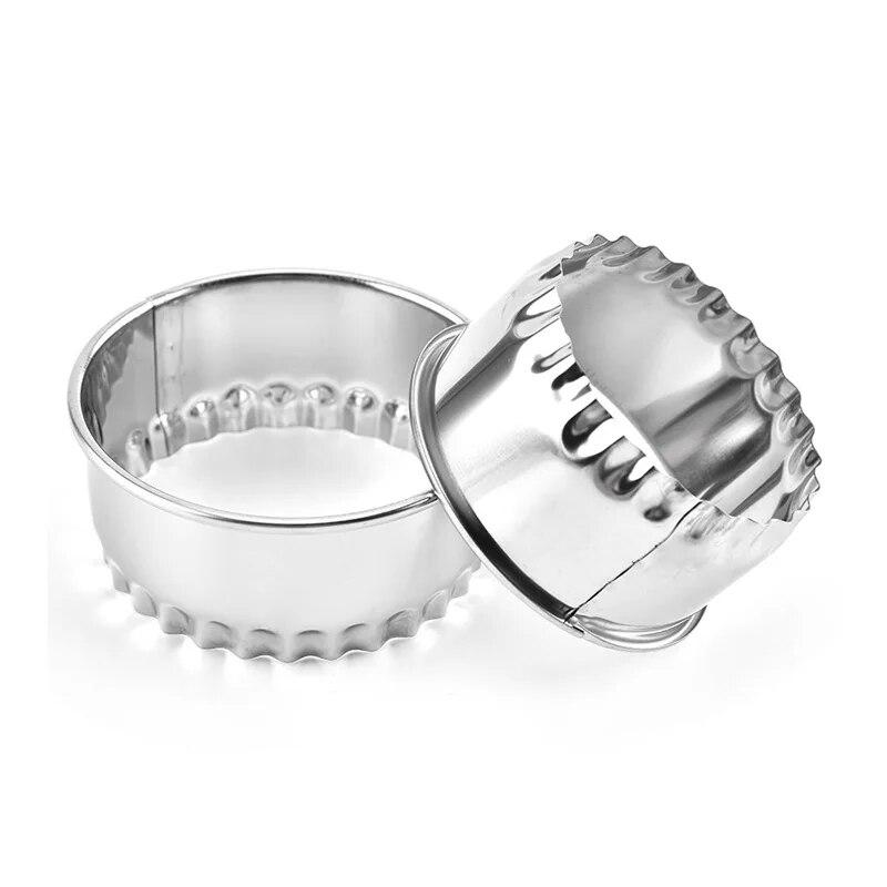 3Pcs Stainless Steel Dough Cutter Dumplings Molds Round Cookie Biscuit Cutters Circle Pastry Cutters Baking Circle Ring Molds
