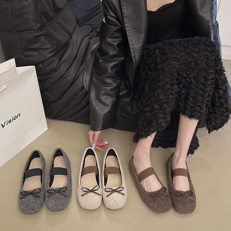 French retro light mouth bow with hairy single shoes women's 2025 new cute ballet shoes grandma shoes