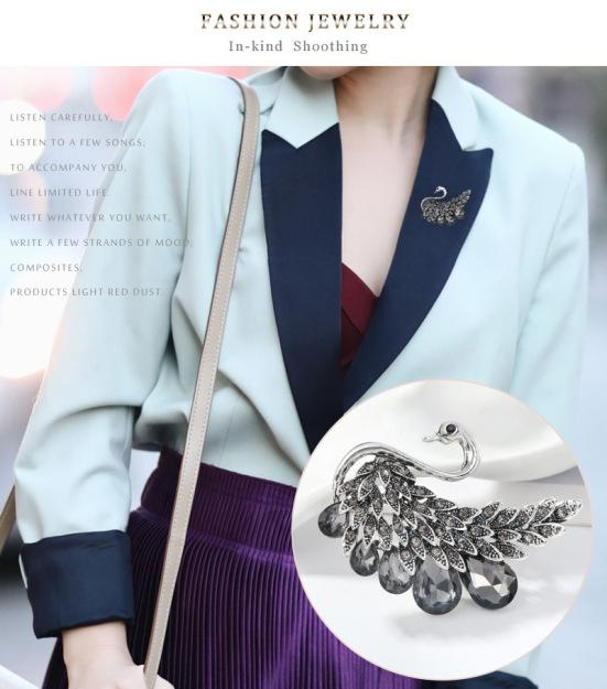 

Темпераментная брошь в форме лебедя с кристаллами, корсаж, женская универсальная булавка для пальто, пряжка для свитера, аксессуары для воротника серебряный