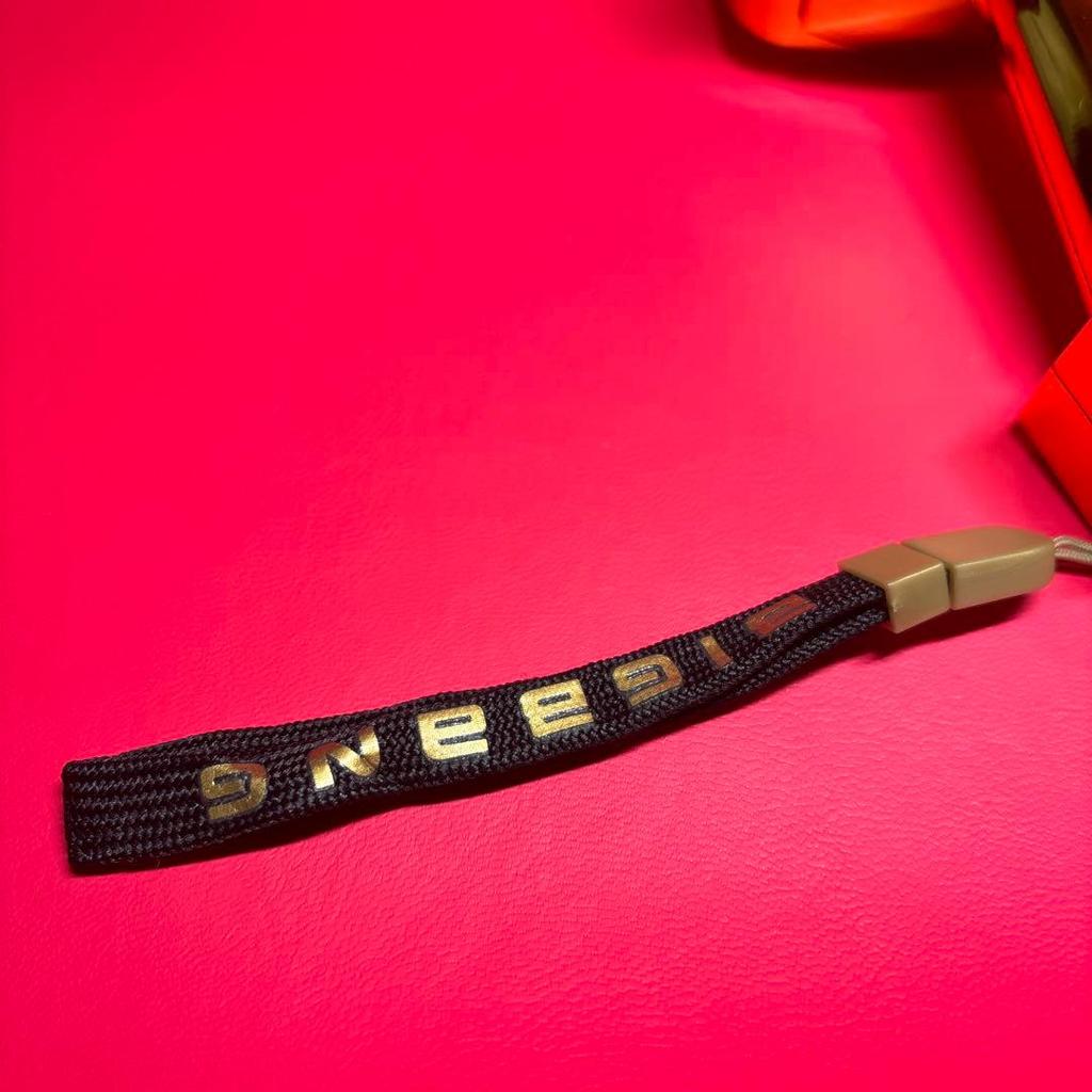 [USED] BIGBANG 10th Anniversary Gold Light Stick 0.TO.10