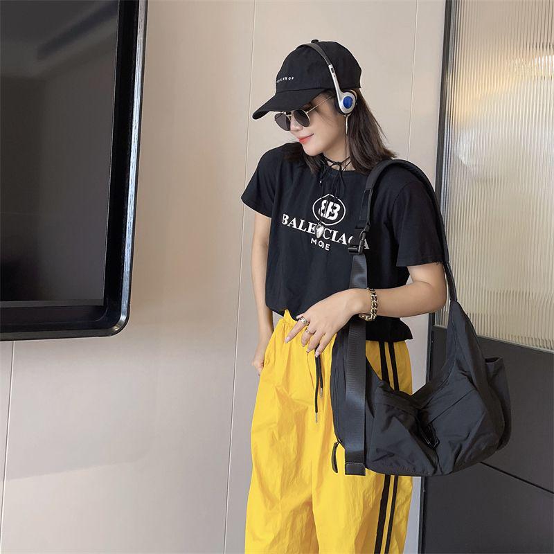 Lightweight Nylon Waterproof Gym & Shoulder Bag - Large Capacity, Versatile, Casual Tote