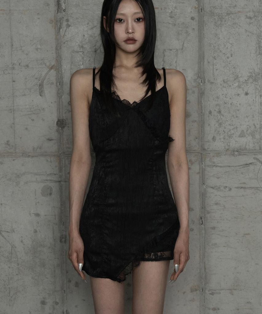 ETRE AU SOMMET Double Layer Lace Back Corset Slip (Black)