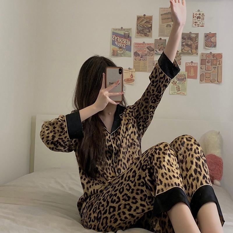 Pajamas Set Women's Fashion Leopard Print Long-Sleeved Sleepwear Loungewear Ladies Upscale Homewear