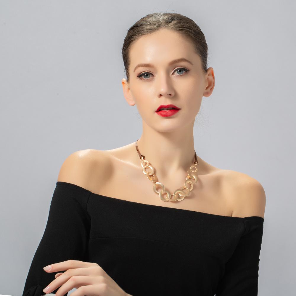 Chain-shaped women's alloy ins jewelry retro minimalist high-end clavicle chain short necklace