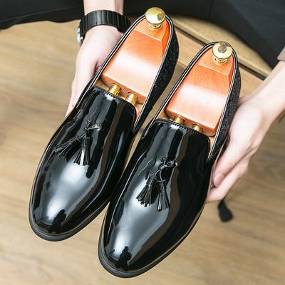 Luxus Designer Herren Gold Pailletten Quasten Lackleder Freizeitschuhe Formelle Hochzeitskleidung Homecoming Schuhe Zapatos Hombre