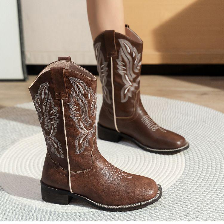 He Sui's same western cowboy boots women's 2024 new retro embroidered knight boots thick heel thick sole medium tube knight boots