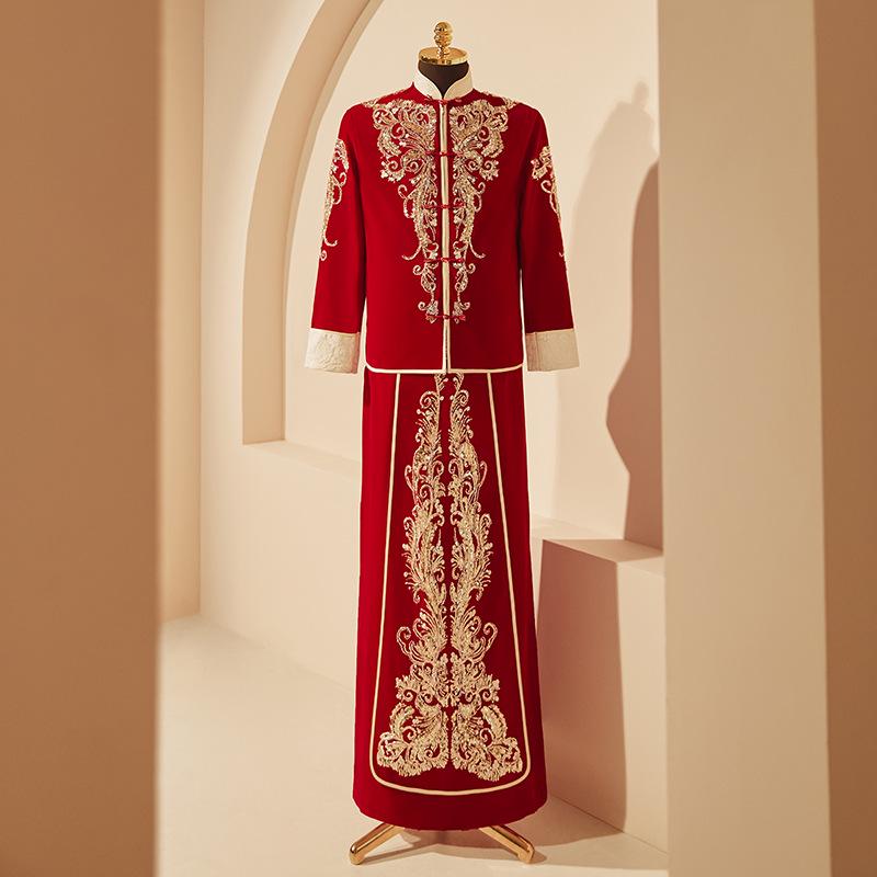 Men's Red Xiuhe Wedding Attire - Retro Chinese Tang Suit Hanfu with Dragon & Phoenix Qipao for Groom. Perfect for Guest Reception & Toasting.