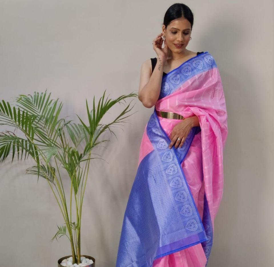 

Индийское традиционное мягкое шелковое сари личи с жаккардовым плетением