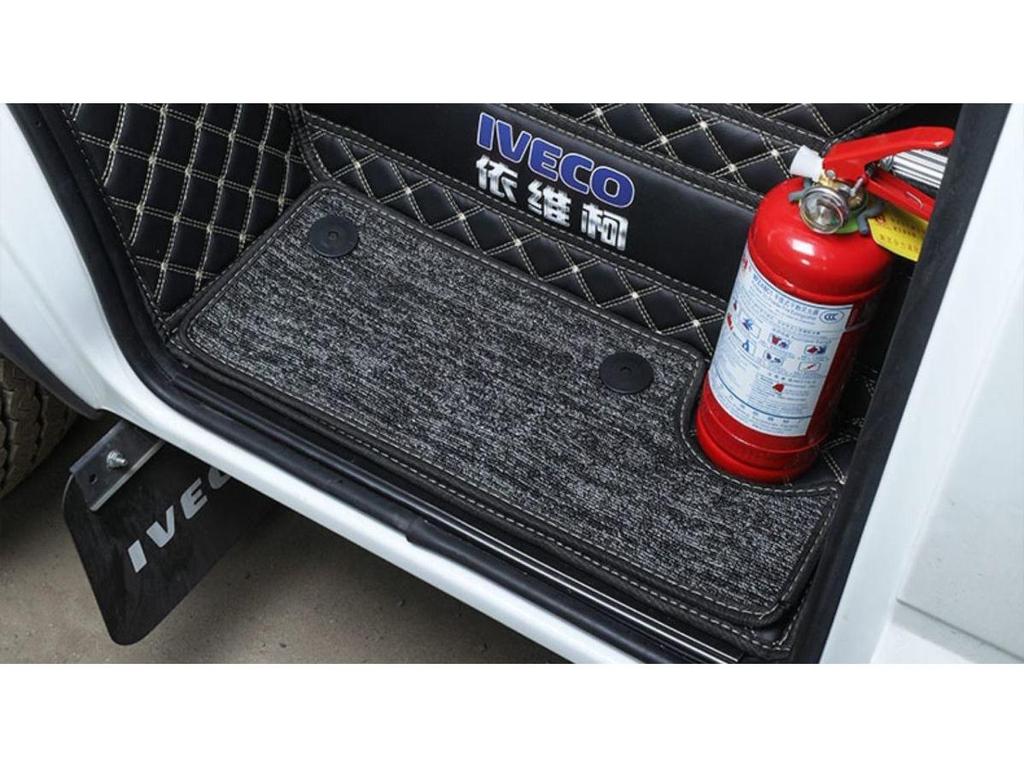 Iveco Daily RV A35 Custom Floor Mats - Front Row Accessories & Decoration
