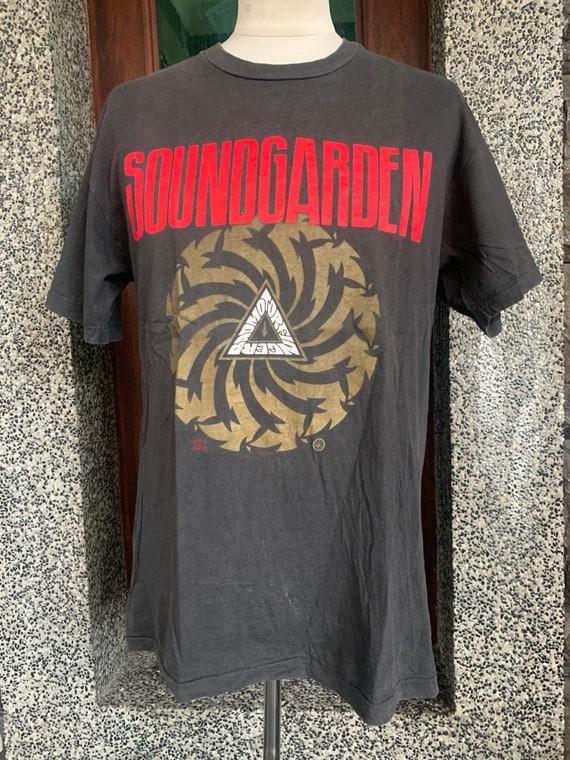 Soundgarden Band Shirt, Soundgarden Retro Style Black Unisex Shirt KH14968 Unisex T-Shirt
