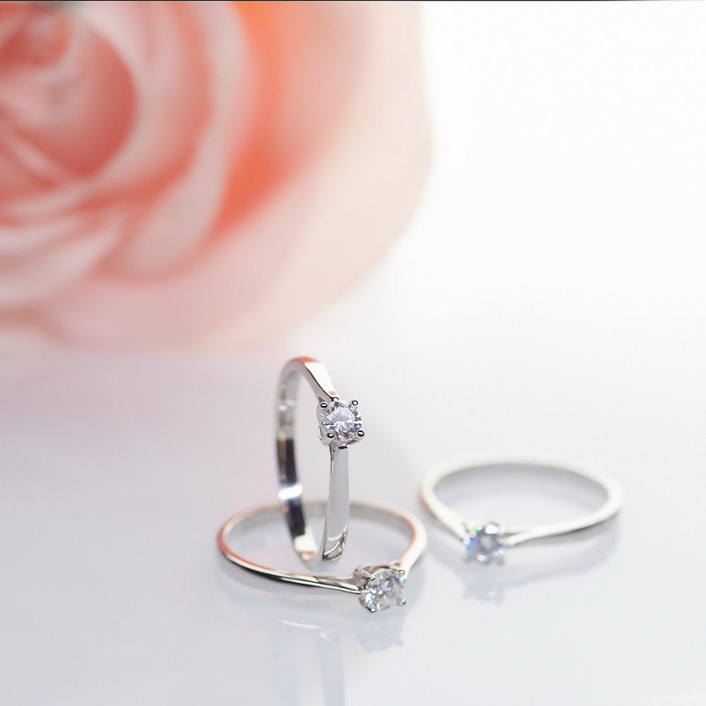 0.3ct 4mm Round Cut EF VVS1 Moissanite 925 Silver Ring Diamond Test Passed Fashion Claw Setting Woman Girl Gift
