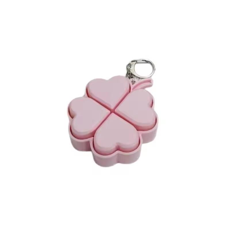 Four Leaf Clover LED Keychain Clickable Stress Relief Toy Backpack Pendant for Kids Birthday Return Gifts