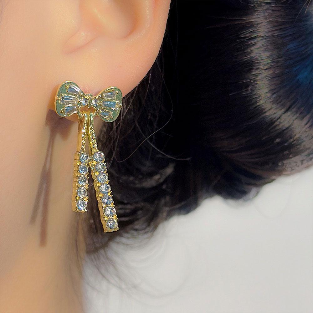 Shiny Micro-inlaid Rhinestone Earrings for Women Zircon Earrings Geometric Cross Stud Earring Daily Life Earwear  Gift